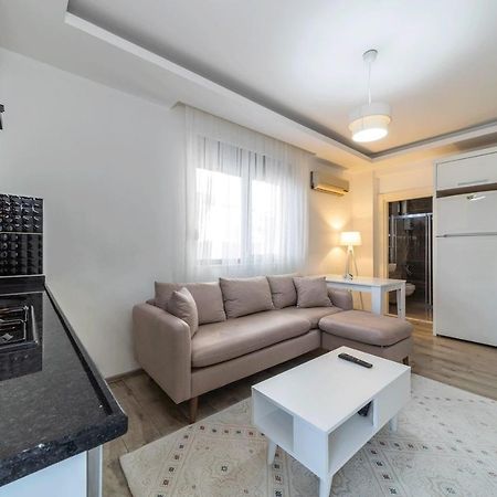 Comfy Flat With Central Location In Kepez Antalya Apartamento Exterior foto